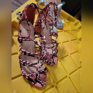 Size 8 wide width shoes